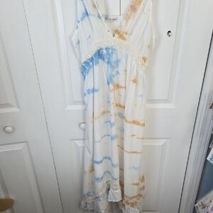 Tie-Dye Sleeveless Dress with Lace Trim